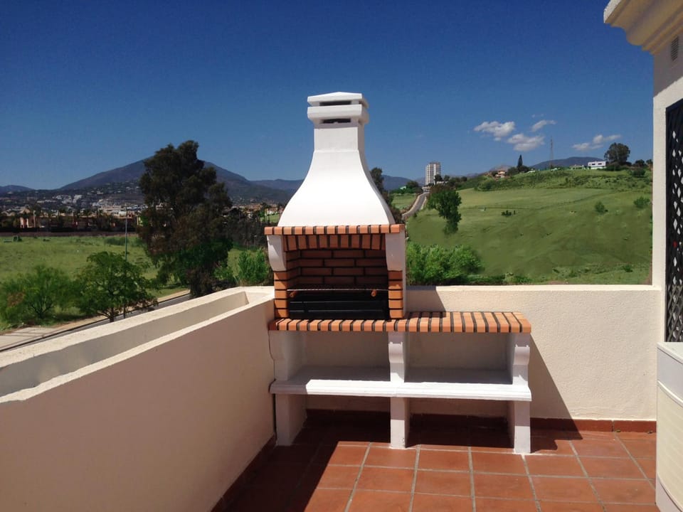 BBQ facilities, BBQ facilities, View (from property/room), Balcony/Terrace, Mountain view