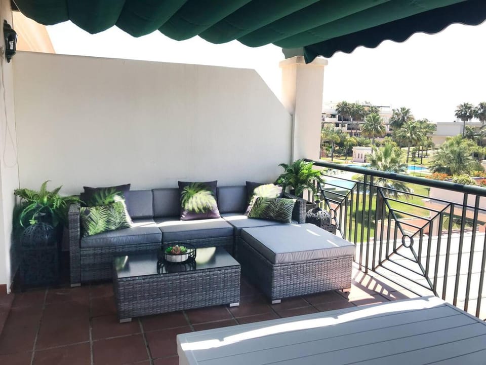 Balcony/Terrace, Living room