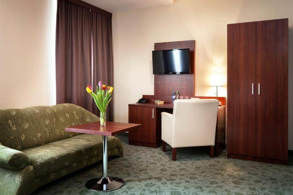 Photo of the whole room