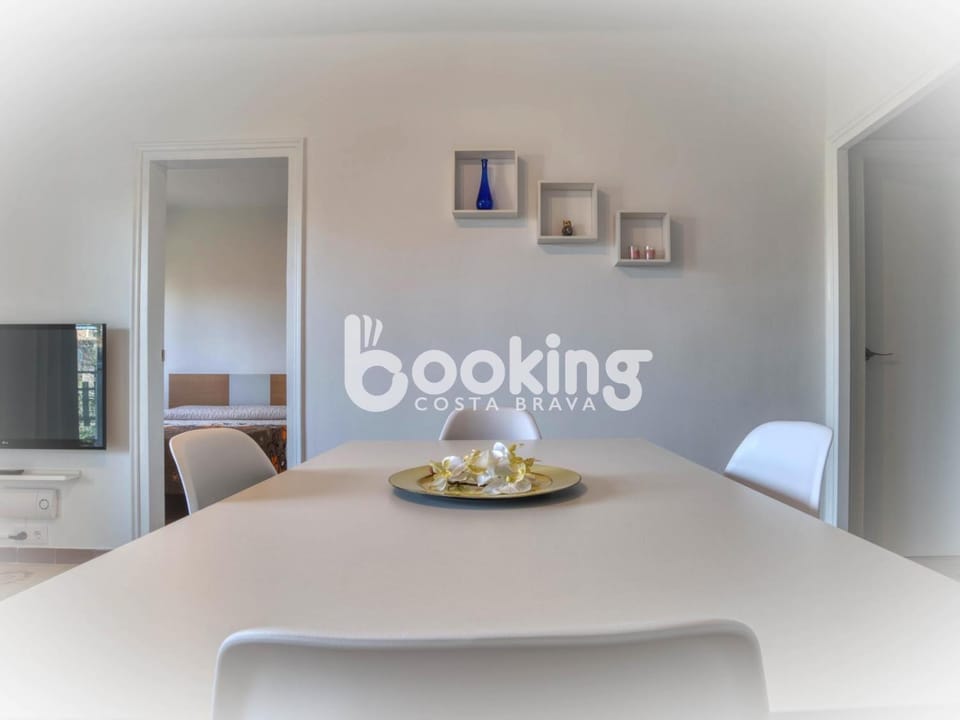 TV and multimedia, Dining area