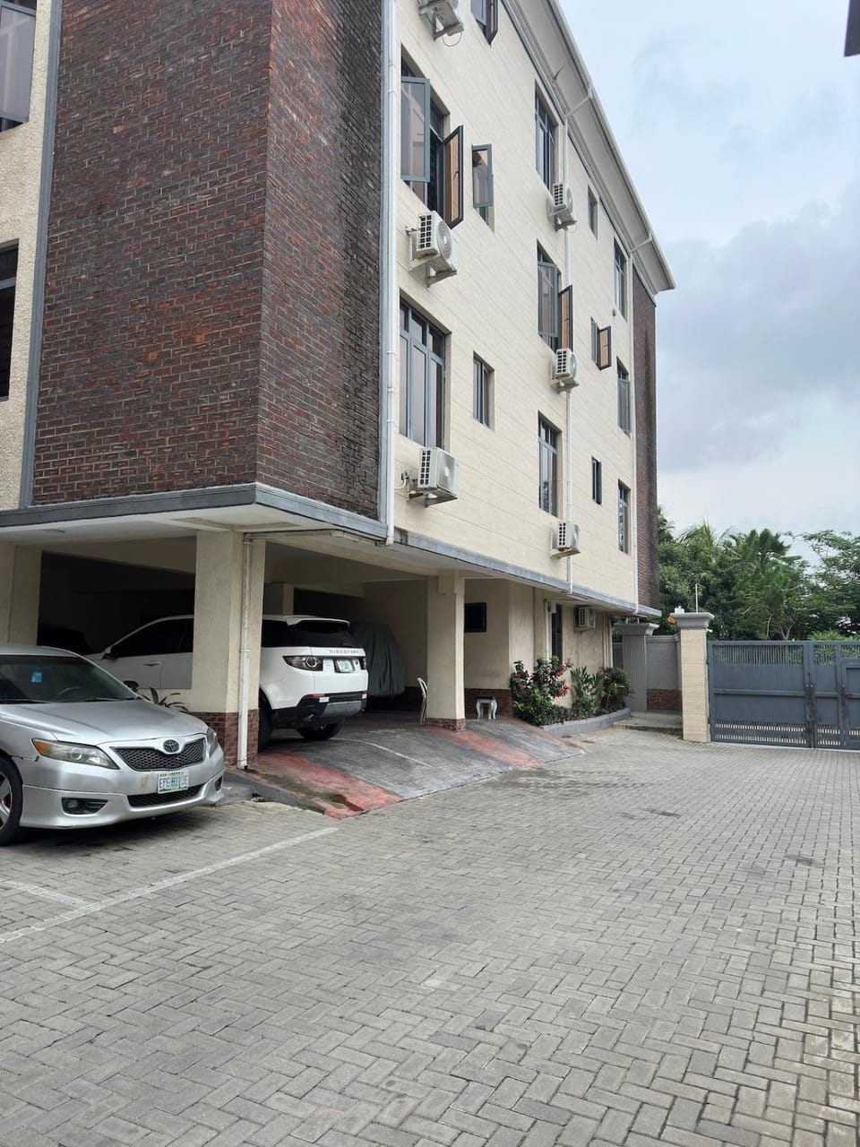 Property building, Day, Parking