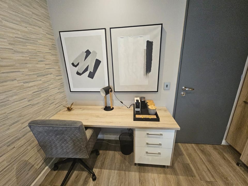 Menlyn Maine Trilogy Collection Apartment in Pretoria