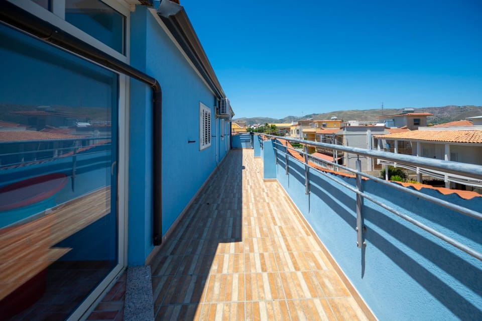 View (from property/room), Balcony/Terrace