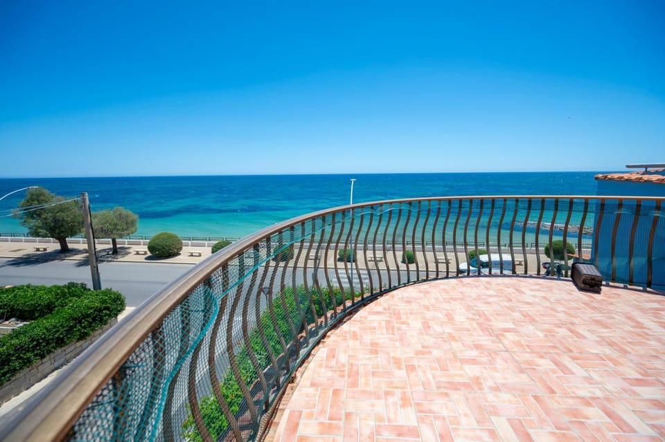 View (from property/room), Balcony/Terrace, Beach, Sea view