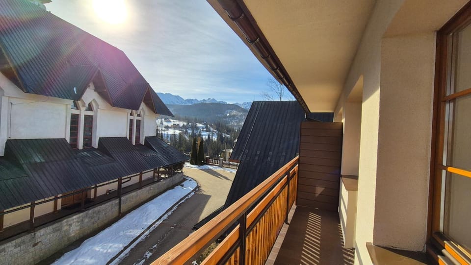 Property building, Natural landscape, View (from property/room), Balcony/Terrace, Mountain view
