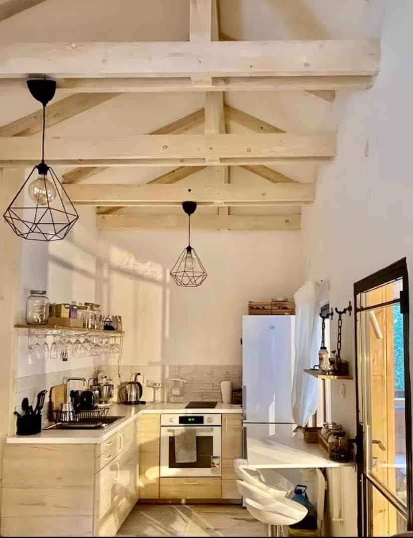 Kitchen or kitchenette, oven, stove, toaster