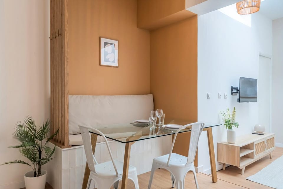 Appartement une chambre sur la place Sébastopol Apartment in Lille