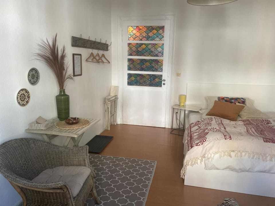 Bed, Photo of the whole room