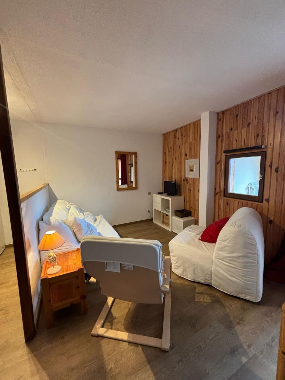 Communal lounge/ TV room, Living room