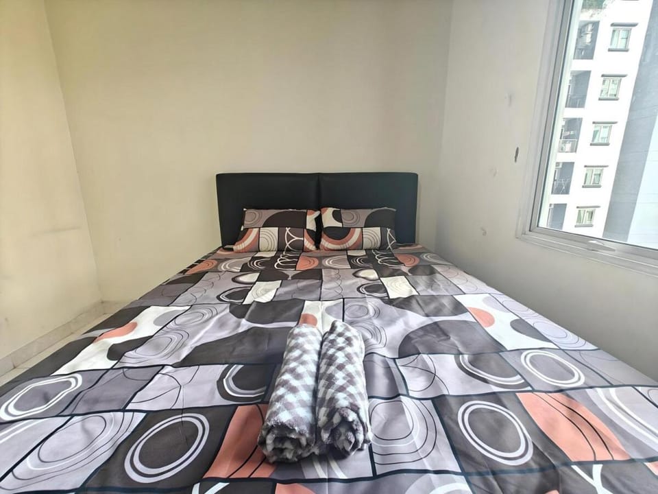 Strategic 2BR Gading MOI Apt with Wi-Fi, Pool & Gym by 2ndHome Apartment in Jakarta