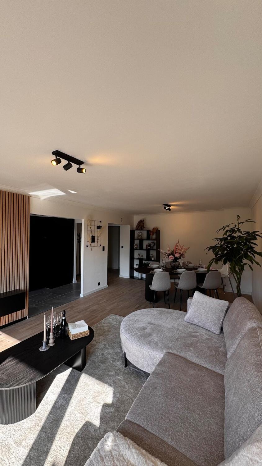 Communal lounge/ TV room, TV and multimedia, Living room, Seating area