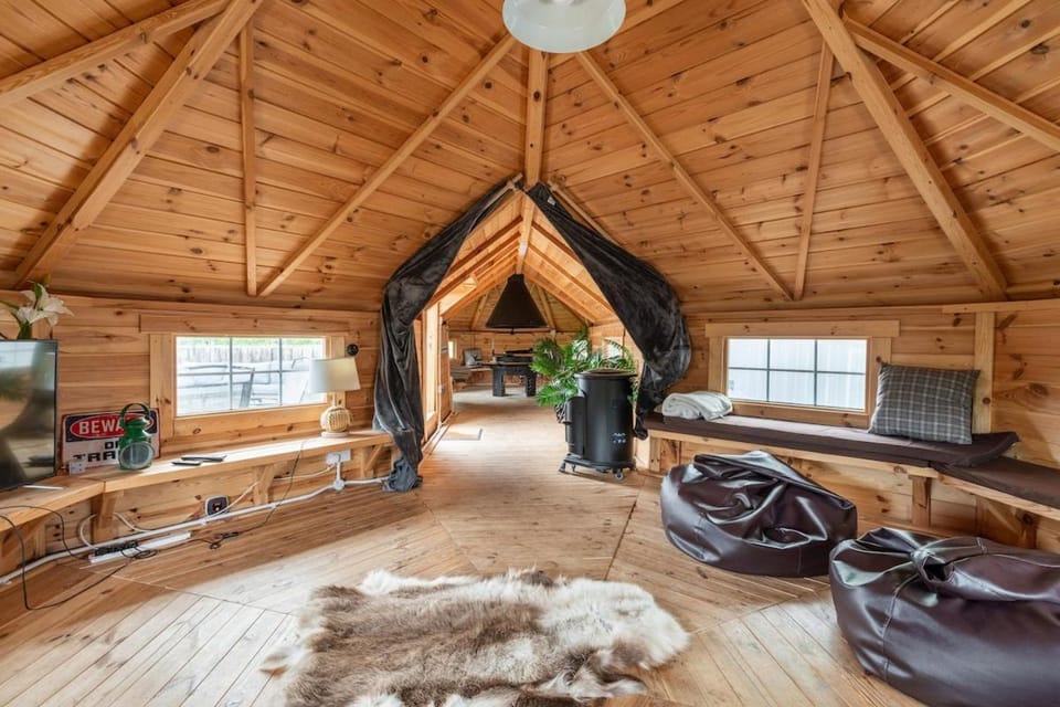 The Old Railway cottage with hot tub House in North Norfolk District