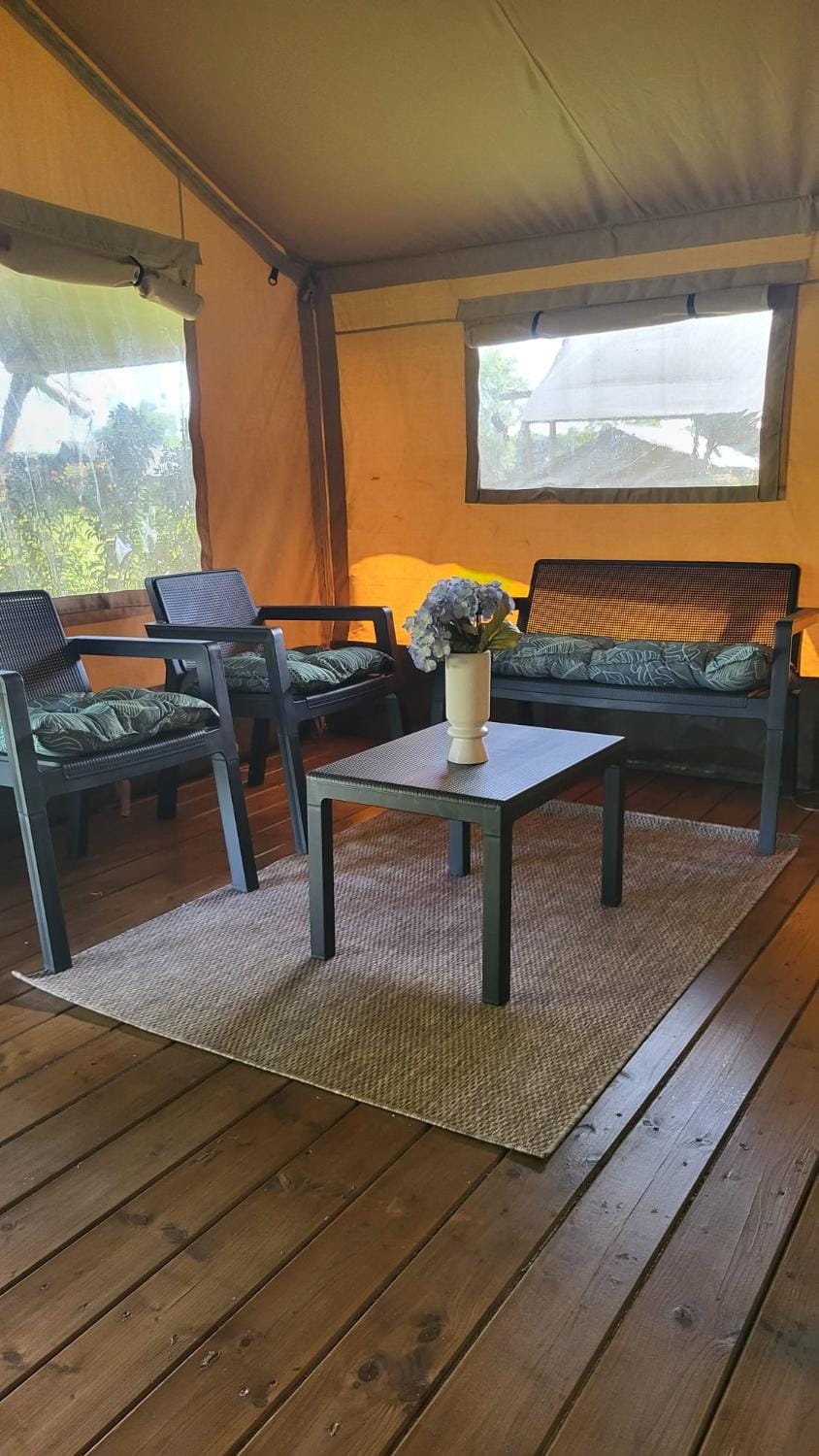 Patio, Living room, Food