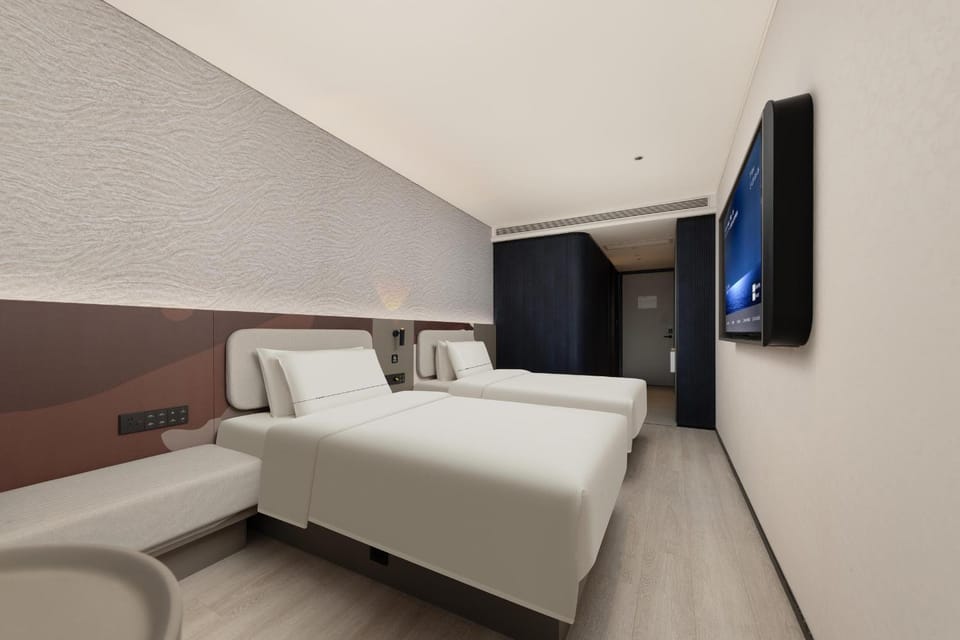 Atour Light Hotel Beijing International Trade Center Chaoyang Heshenghui Hotel in Beijing