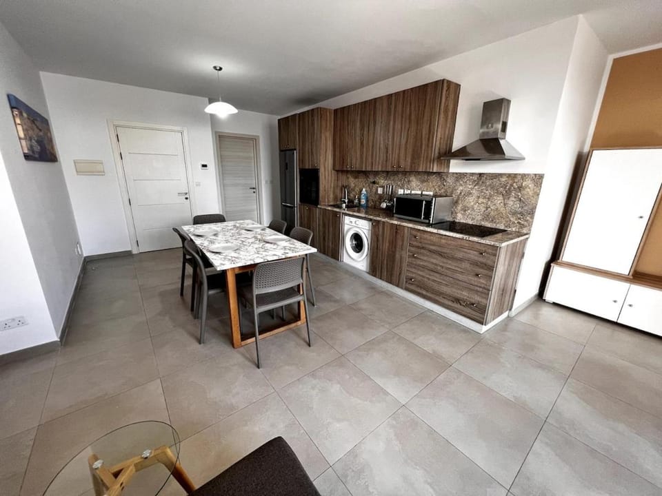 Stylish & Modern Apartment in St Pauls Bay Apartment in Saint Paul's Bay