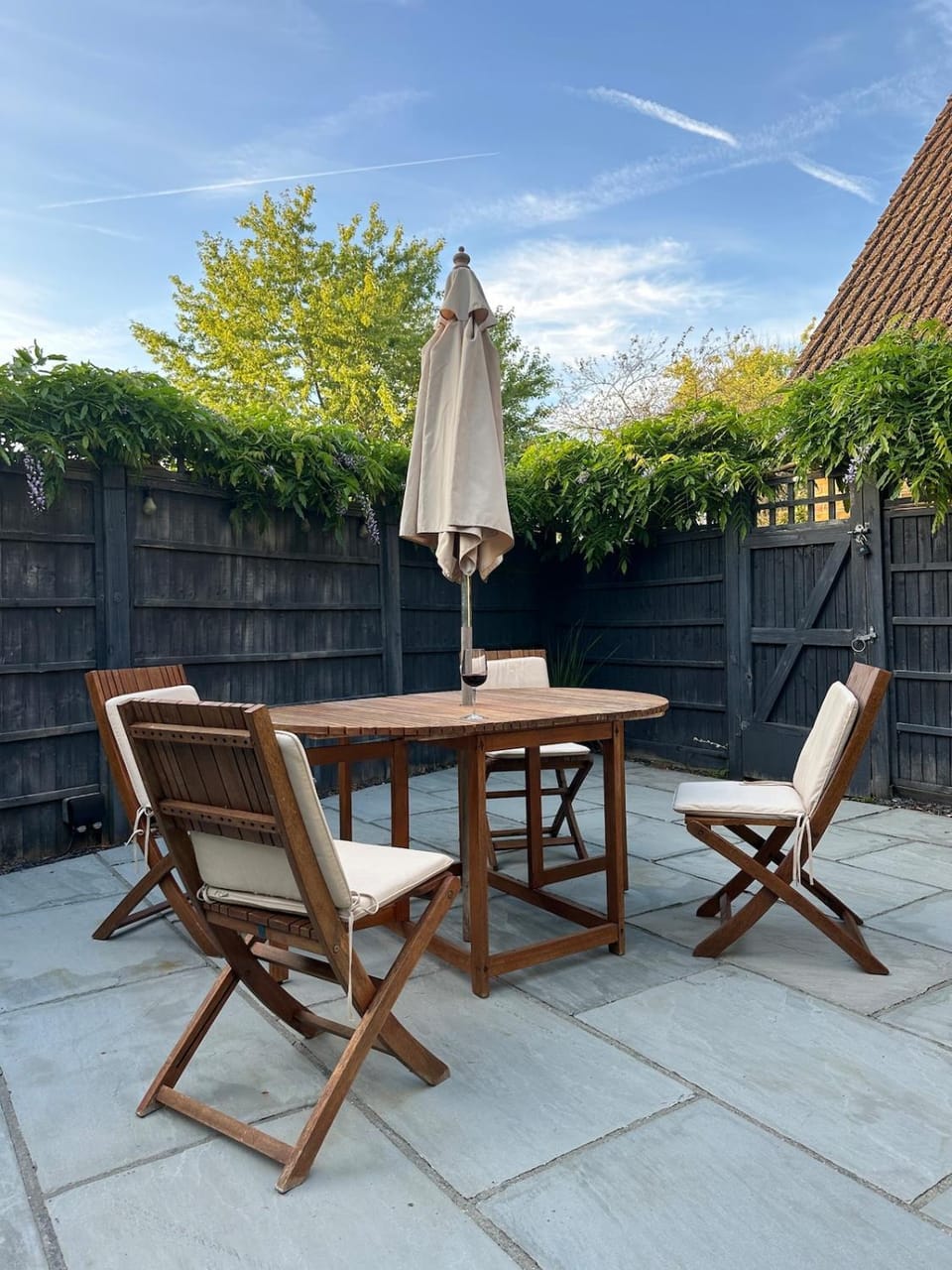 Contemporary detached house short train to London Villa in Bromley