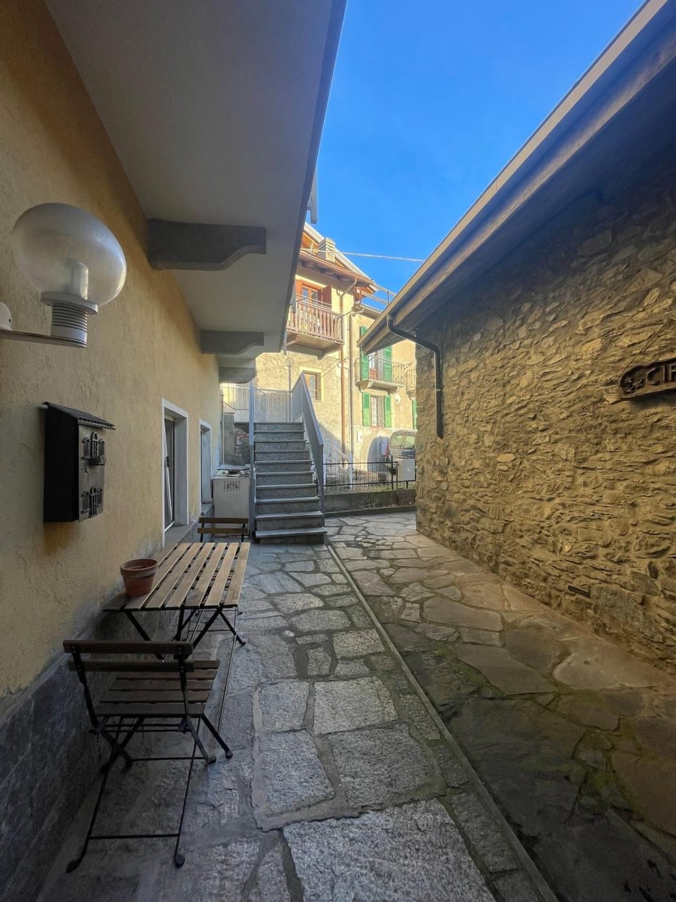 Property building, Patio, Day