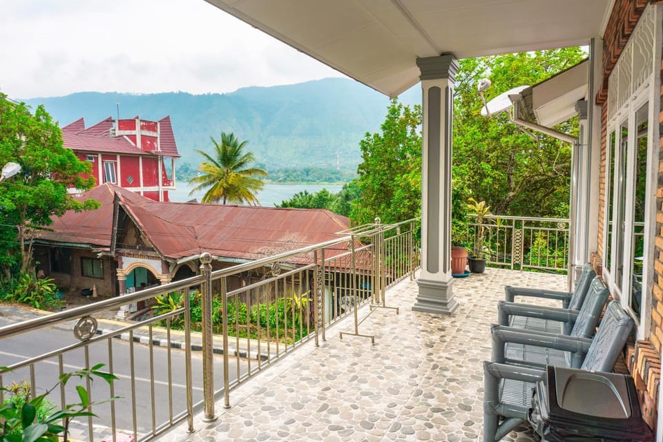 Balcony/Terrace, Lake view