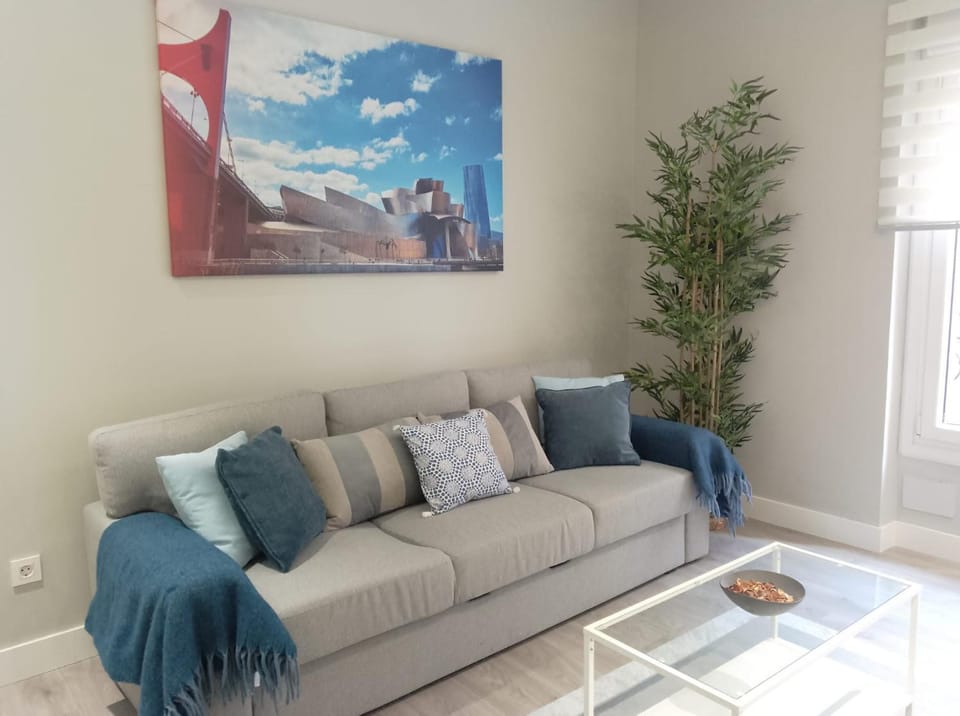 Living room, Decorative detail