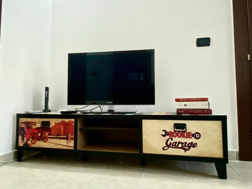 Communal lounge/ TV room, TV and multimedia, Evening entertainment
