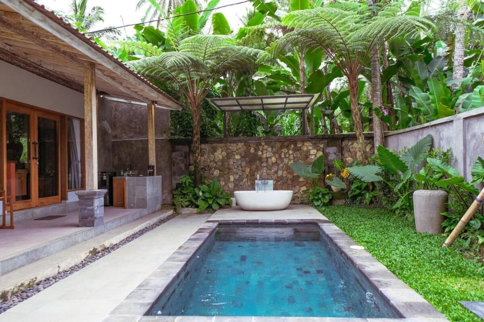 Djiwa Suite private pool at Govinda house Villa in Tampaksiring