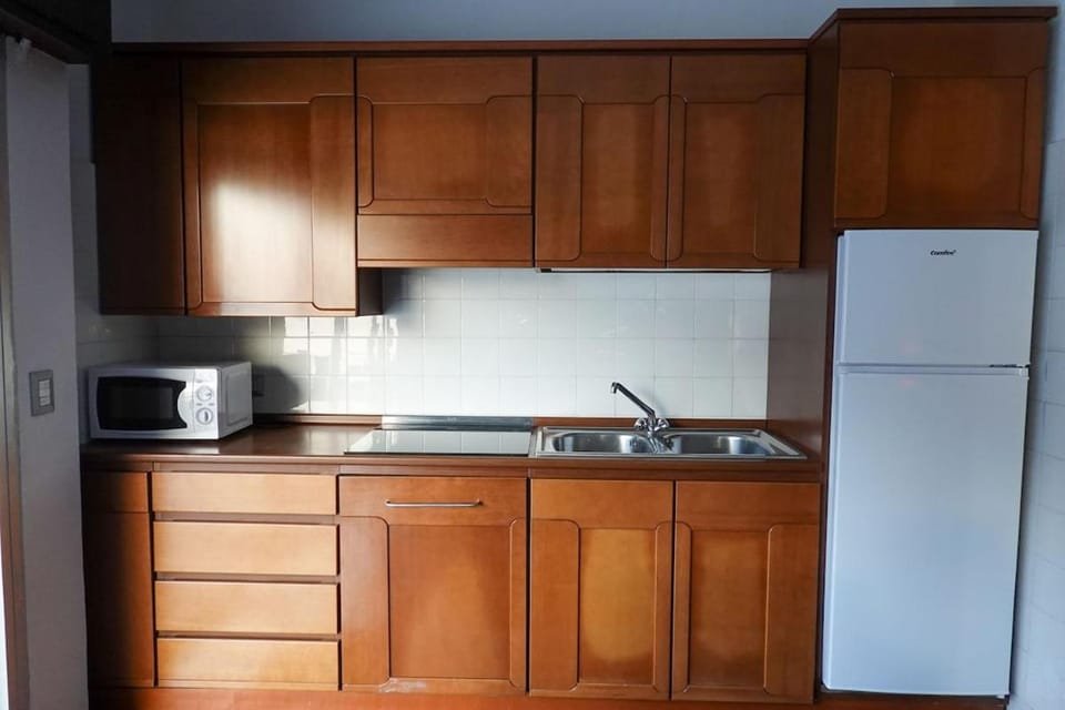 Rustic Private Cottage front Lake with BOAT Villa in Lugano