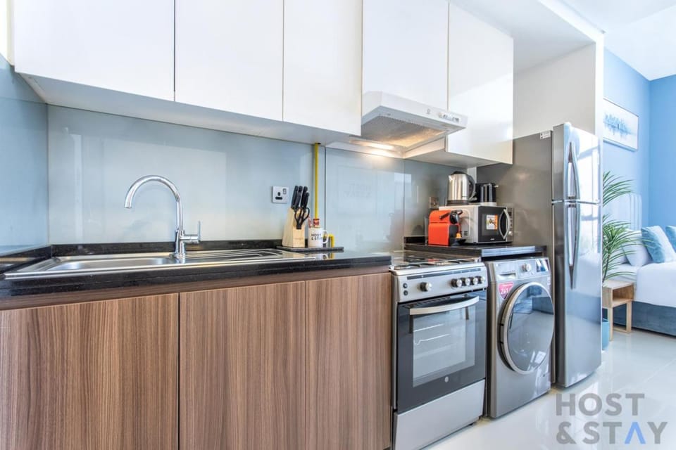 Coffee/tea facilities, Kitchen or kitchenette, oven, pet friendly, toaster, washing machine