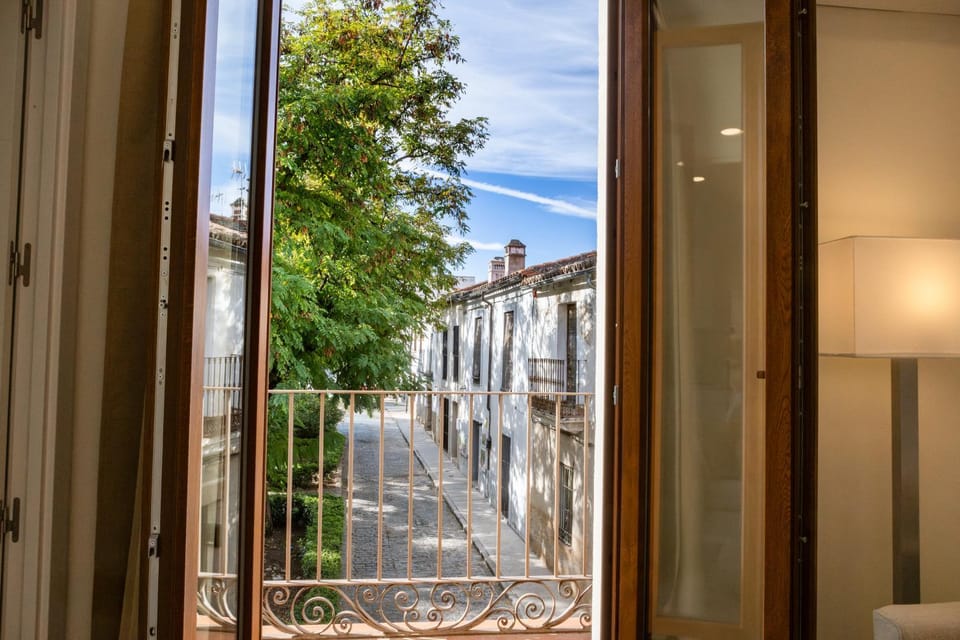 View (from property/room), Balcony/Terrace