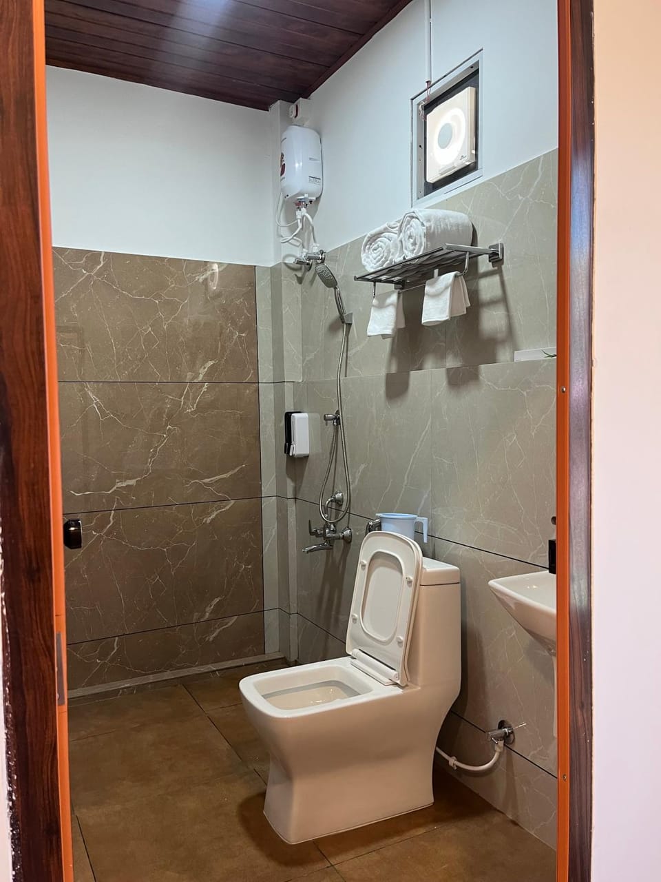 Shower, Toilet, Bathroom