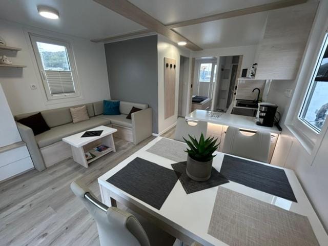 Living room, Floor plan