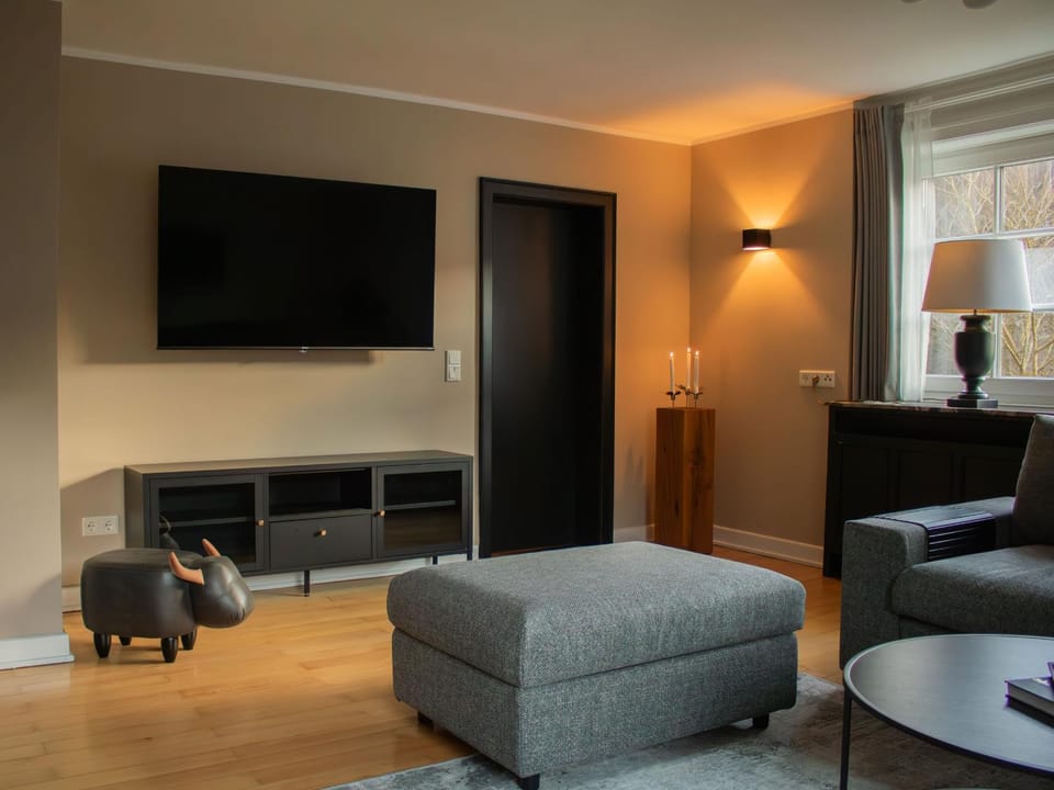 Property building, Living room