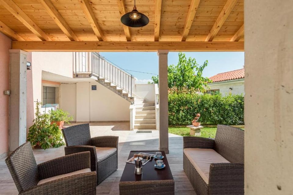 Patio, Balcony/Terrace, Seating area