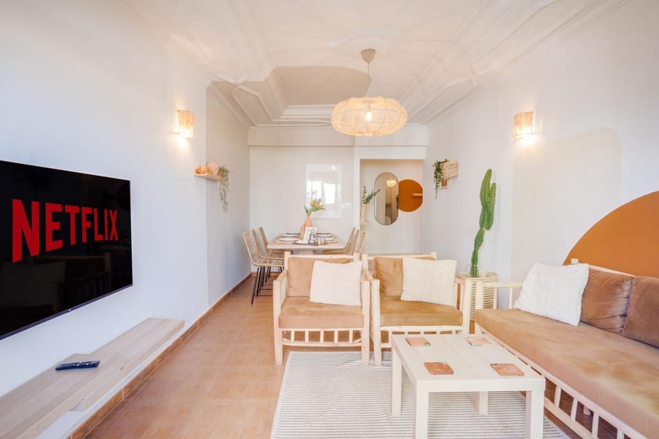 Communal lounge/ TV room, TV and multimedia, Living room, Seating area