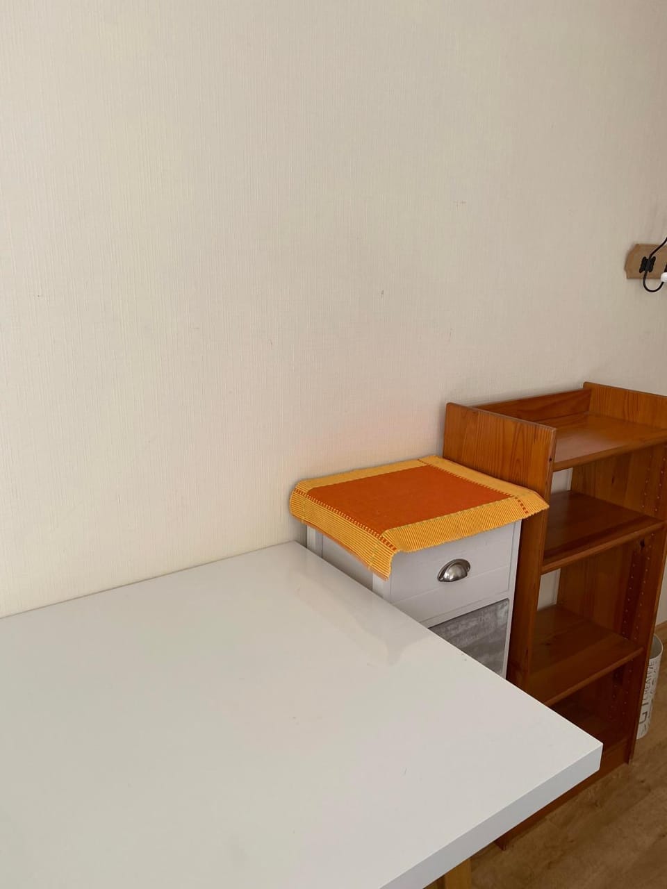 Chambre chez l'HABITANT appartement partagé sauf salon Vacation rental in Angers