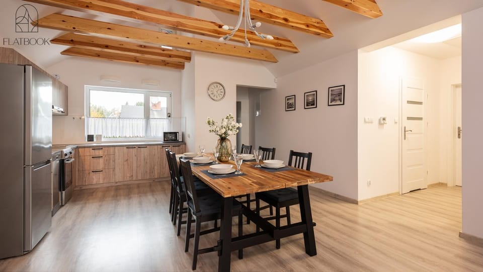 Kitchen or kitchenette, Living room, Dining area, stove