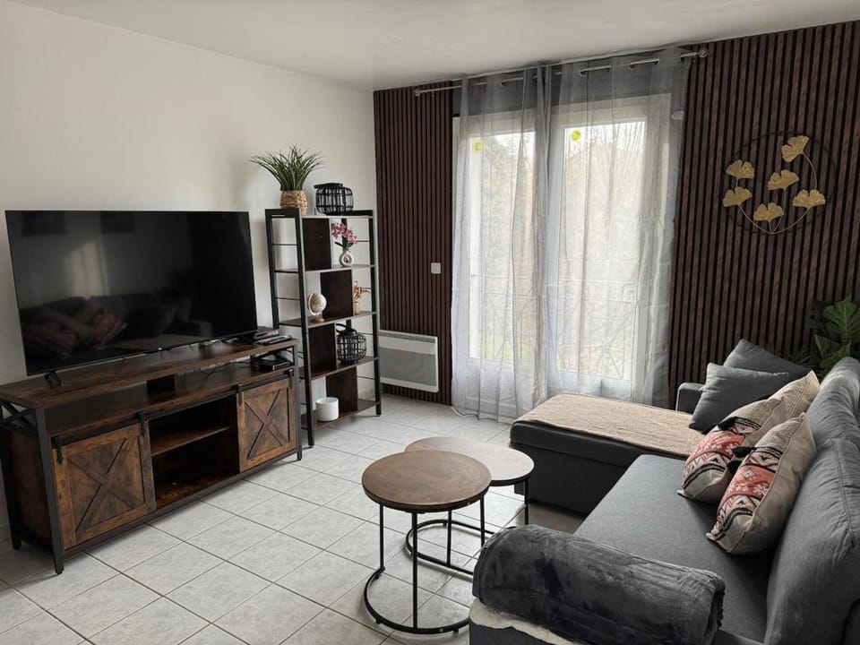 Appartement moderne cosy récent Apartment in Île-de-France