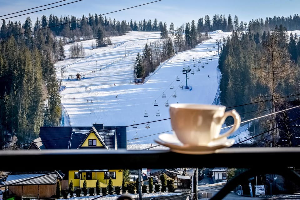 Ski School, Skiing