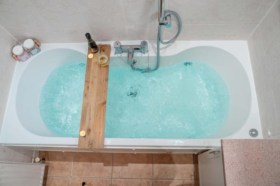 Hot Tub, Bathroom, Bath