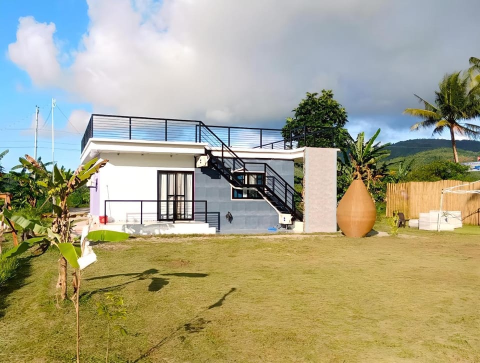 Property building, Balcony/Terrace, Balcony/Terrace