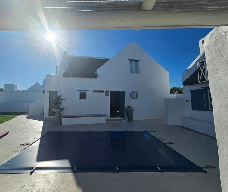R&R on Chlamys Langezandt Fisherman's Village House in Western Cape