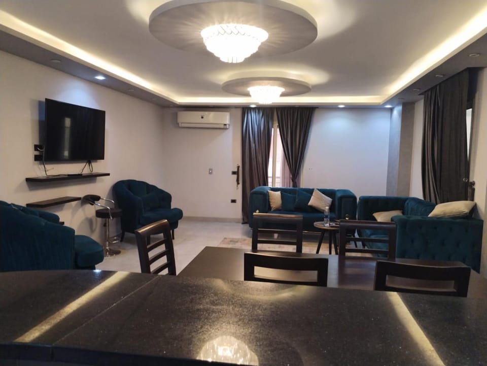 Luxury Apartment Agouza Mohandesin ,Cairo Apartment in Egypt