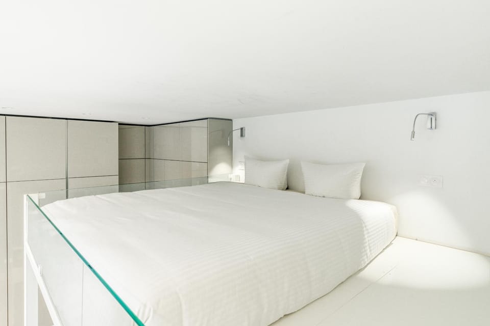 Elegant Luxury Studio Paris 1st Apartment in Paris