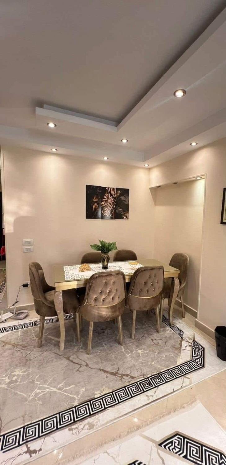 شقه مفروشه كامله Apartment in Egypt