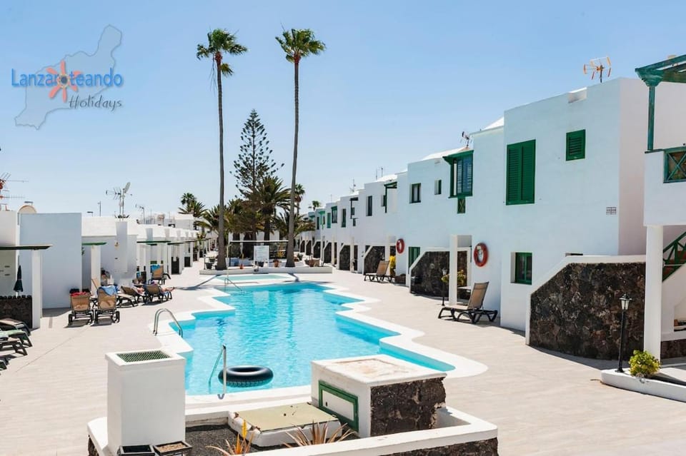 Estrella del Mar VV ground floor apt wifi IPTV AIRCON San Fermin Apartment in Puerto del Carmen