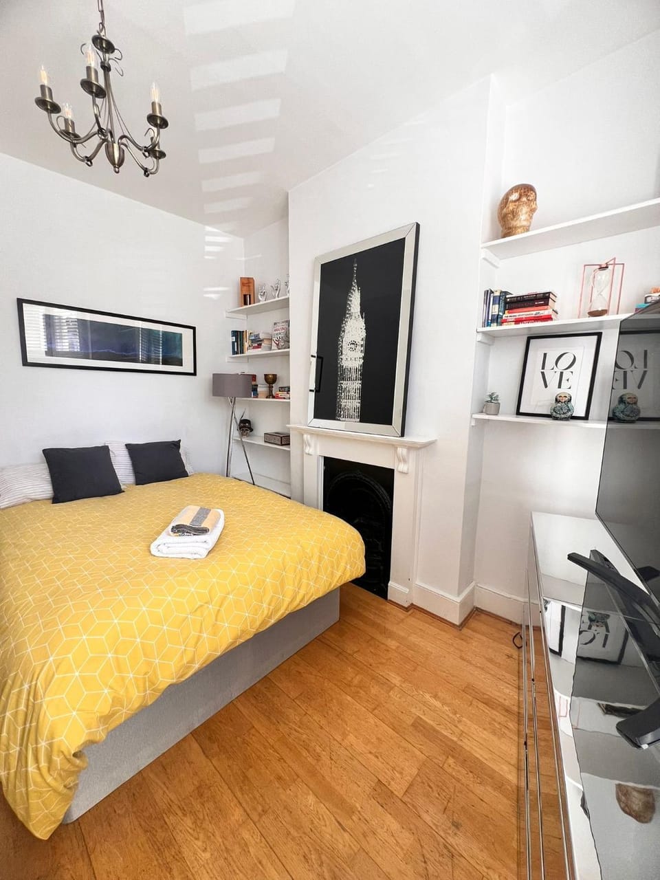 Clapham Junction Gem Apartment in London