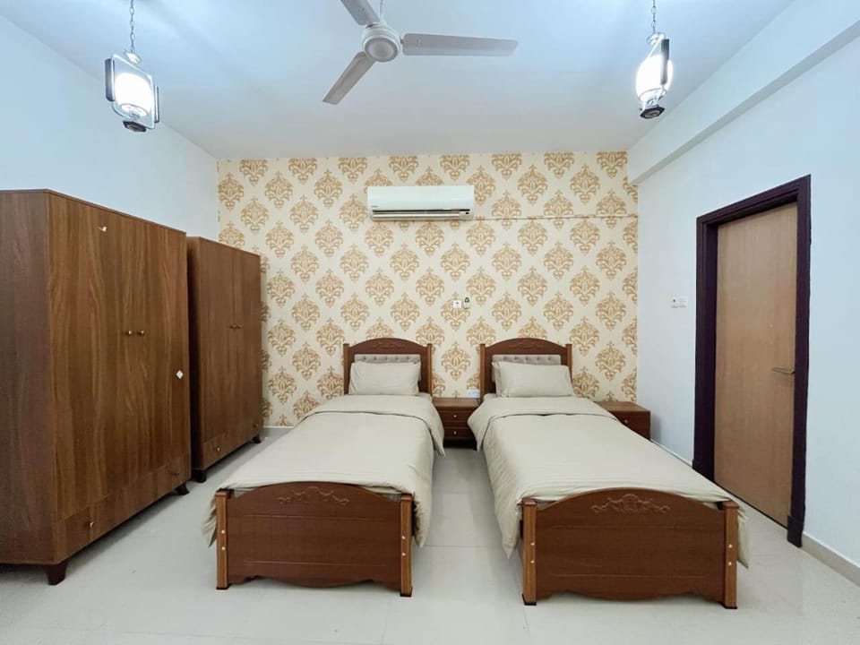 Bed, Photo of the whole room, Bedroom, wardrobe, air conditioner