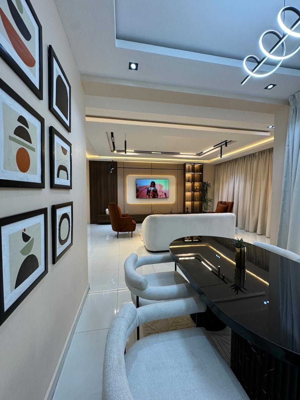 Communal lounge/ TV room, TV and multimedia, Living room, Seating area