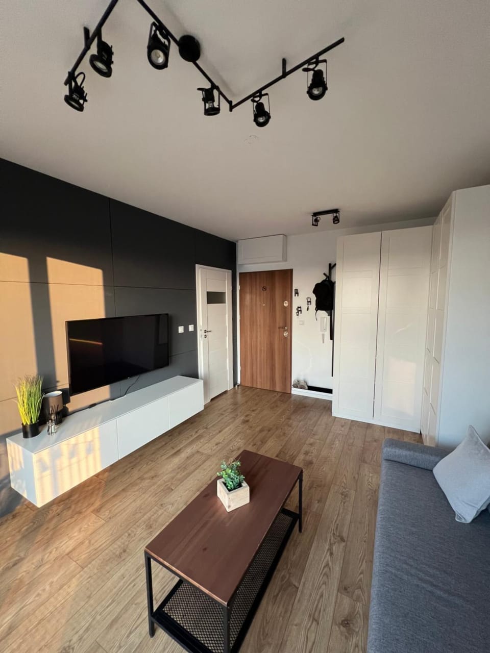 Cozy Studio Tęczowa Apartment in Wroclaw