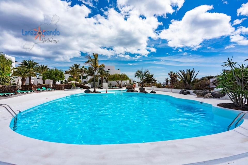 House of Horizon 2 Vivienda Vacacional Complex Las Cucharas Apartment in Costa Teguise