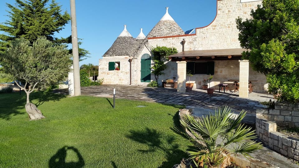 Property building, Garden, Garden view